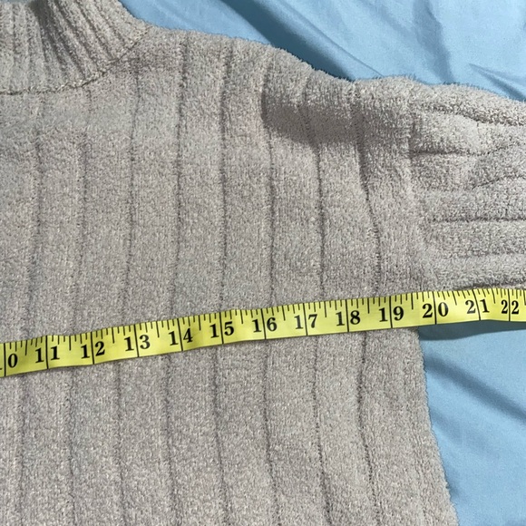 🔥🔥Pink Rose Preppy Creamy Brown Cropped 90’s Soft Turtle Neck Sweater - Picture 6 of 6